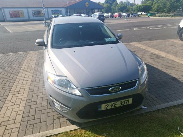 Ford Mondeo Hatchback, Diesel, 2012, Silver