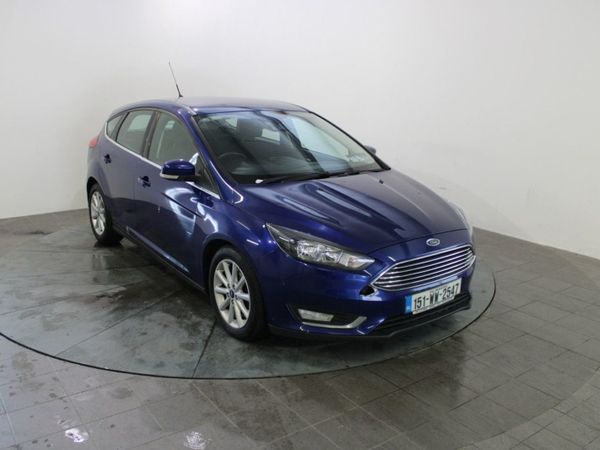 Ford Focus Hatchback, Diesel, 2015, Blue