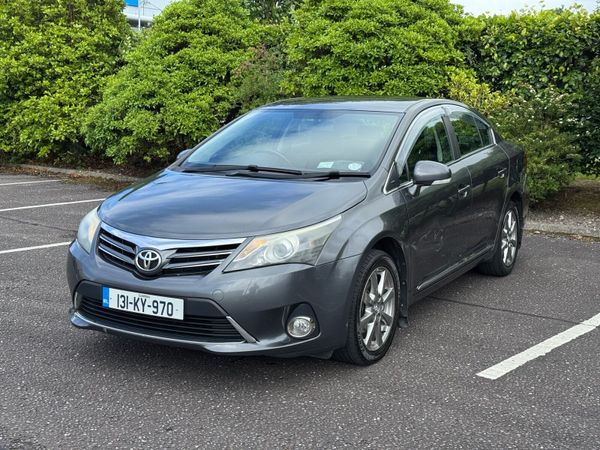 Toyota Avensis Saloon, Diesel, 2013, Grey
