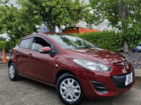 Mazda Demio Hatchback, Petrol, 2014, Red