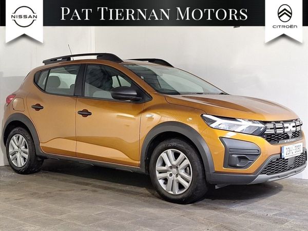 Dacia Sandero Stepway Hatchback, Petrol, 2023, Orange