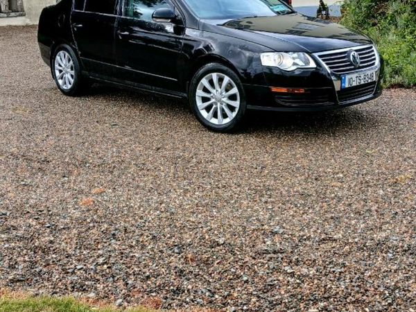 Volkswagen Passat Saloon, Diesel, 2010, Black
