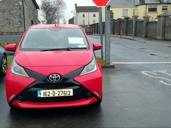 Toyota Aygo Hatchback, Petrol, 2016, Red