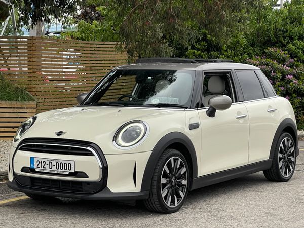 Mini Cooper Hatchback, Petrol, 2021, White