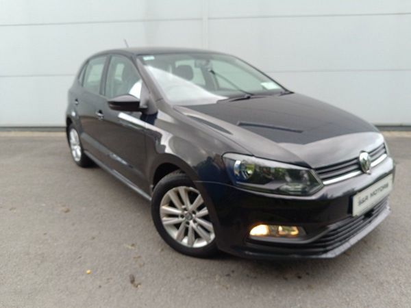 Volkswagen Polo Hatchback, Diesel, 2016, Black