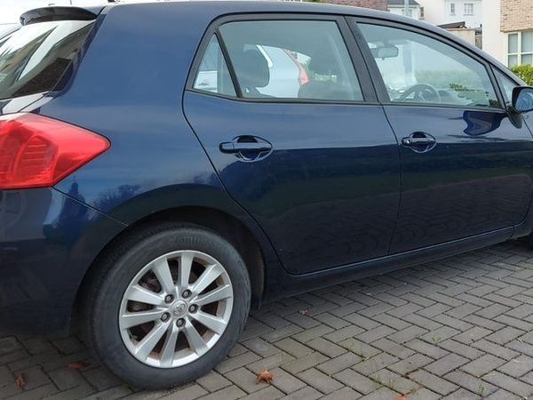 Toyota Auris Hatchback, Petrol, 2008, Blue