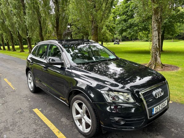Audi Q5 SUV, Petrol, 2009, Black