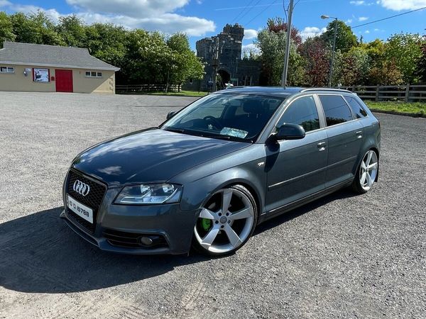 Audi A3 Hatchback, Diesel, 2010, Grey