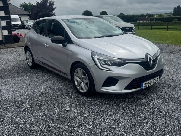 Renault Clio Hatchback, Petrol, 2022, Grey