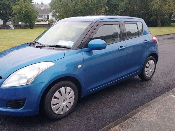 Suzuki Swift Hatchback, Petrol, 2012, Blue