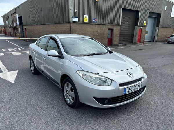 Renault Fluence Saloon, Diesel, 2012, Silver