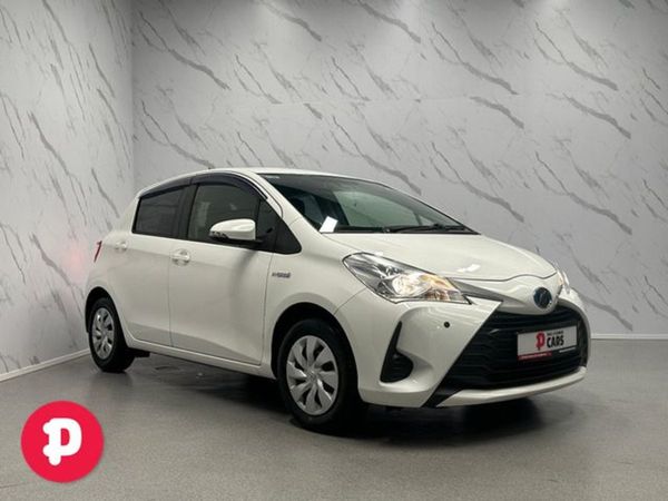 Toyota Vitz Hatchback, Hybrid, 2020, White