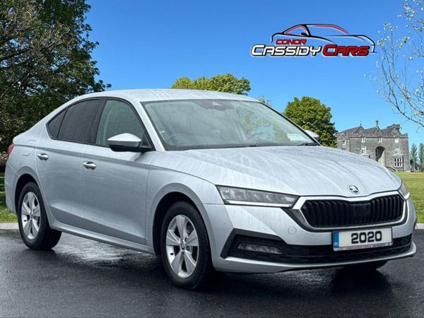 Skoda Octavia Hatchback, Diesel, 2020, Silver