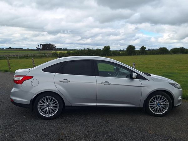 Ford Focus Saloon, Diesel, 2012, Silver