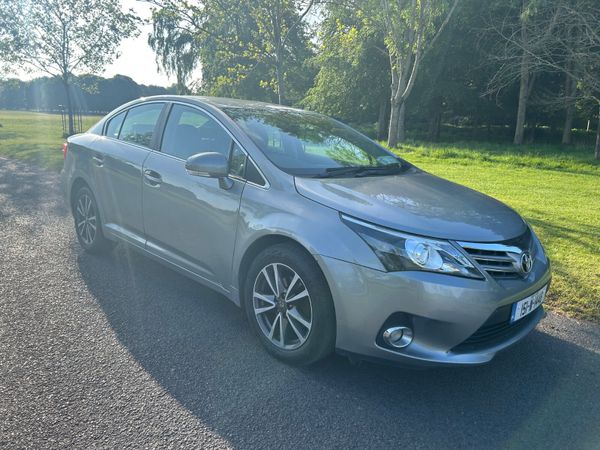 Toyota Avensis Saloon, Diesel, 2015, Grey