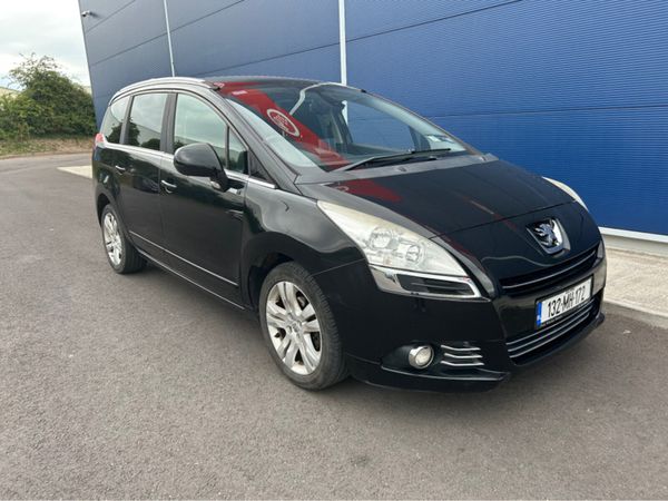 Peugeot 5008 MPV, Diesel, 2013, Black
