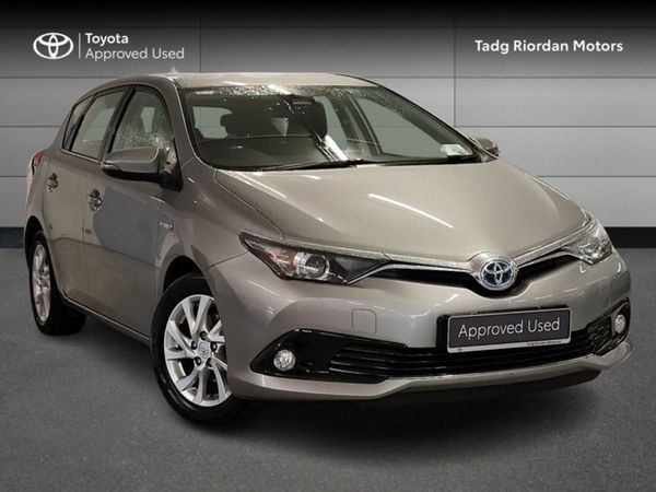 Toyota Auris Hatchback, Hybrid, 2018, Grey