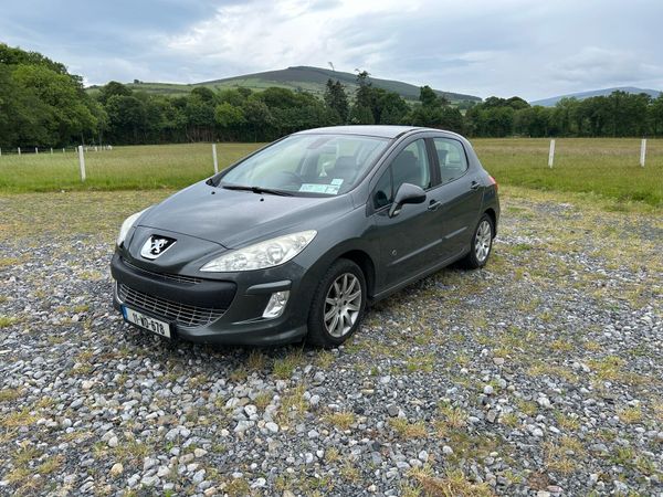 Peugeot 308 Hatchback, Diesel, 2011, Grey