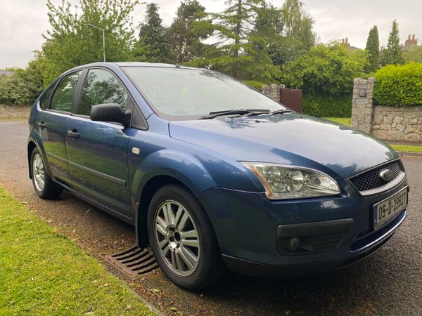 Ford Focus Hatchback, Petrol, 2005, Blue
