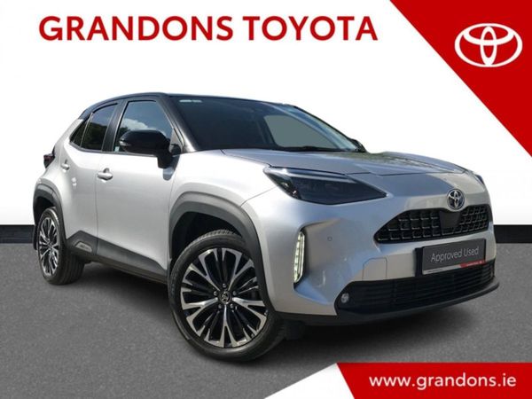 Toyota Yaris Cross Hatchback, Hybrid, 2022, Silver