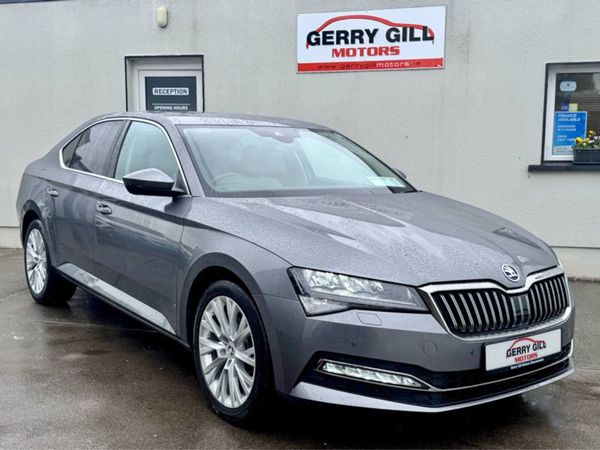 Skoda Superb Hatchback, Diesel, 2023, Grey