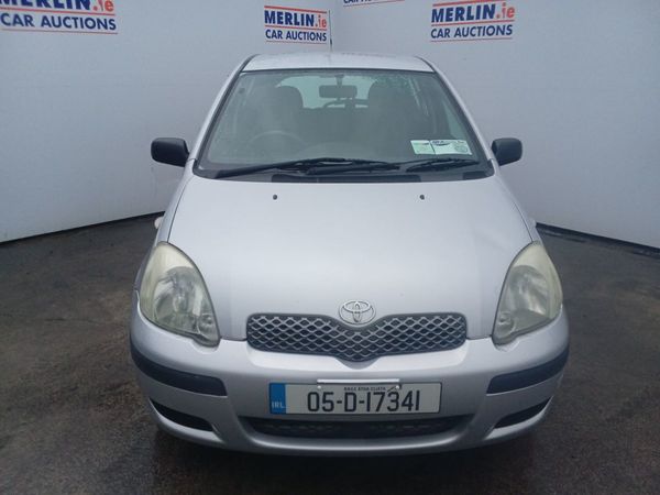 Toyota Yaris Hatchback, Petrol, 2005, Silver