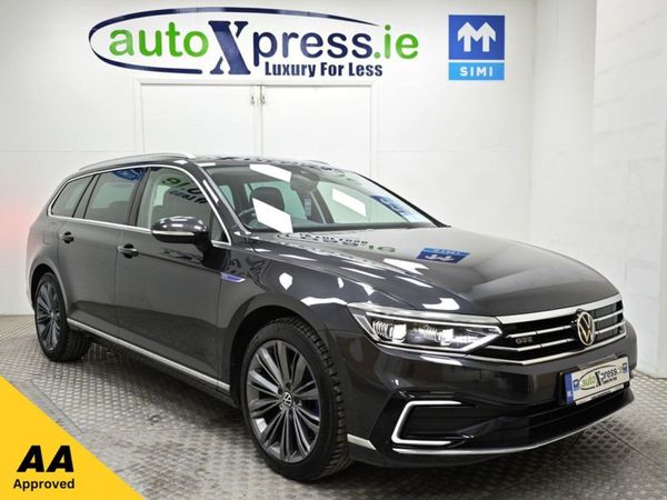 Volkswagen Passat Estate, Hybrid, 2020, Grey