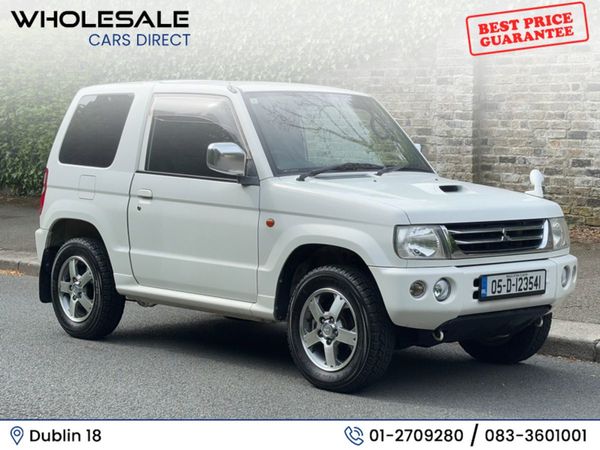 Mitsubishi Pajero SUV, Petrol, 2005, White