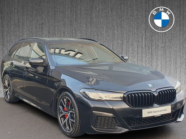 BMW 5-Series Estate, Petrol Plug-in Hybrid, 2022, Black