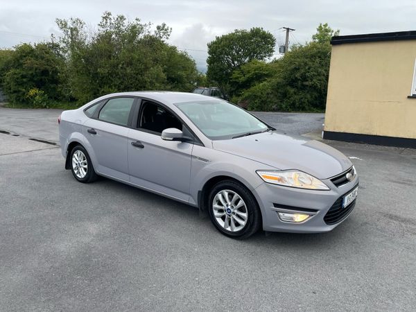 Ford Mondeo Saloon, Diesel, 2011, Grey