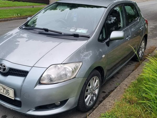 Toyota Auris Hatchback, Diesel, 2009, Grey