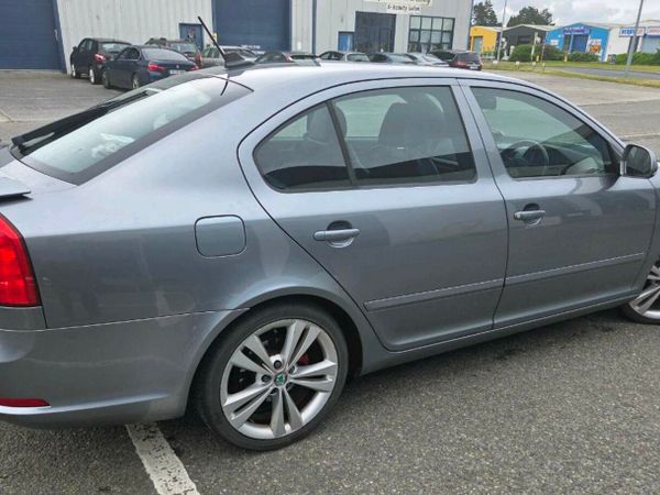 Skoda Octavia Hatchback, Diesel, 2012, Grey