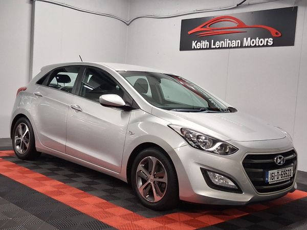Hyundai i30 Hatchback, Petrol, 2016, Silver
