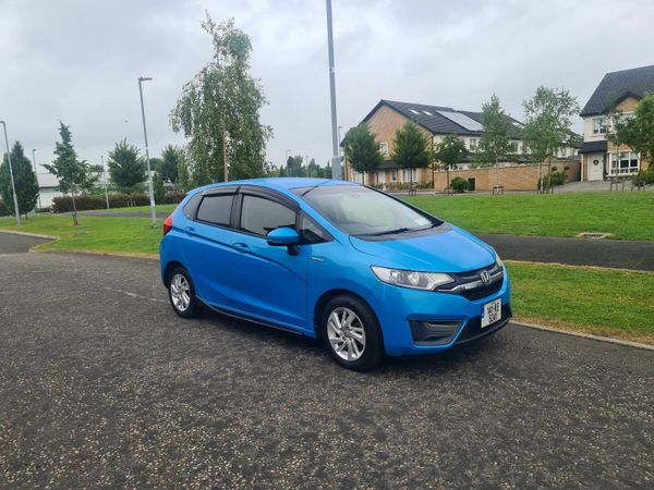 Honda Fit Hatchback, Petrol Hybrid, 2014, Blue