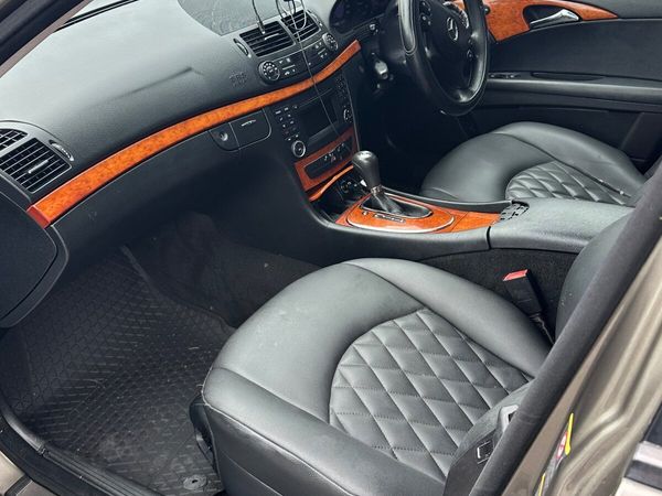 Mercedes-Benz E-Class Saloon, Diesel, 2008, Grey