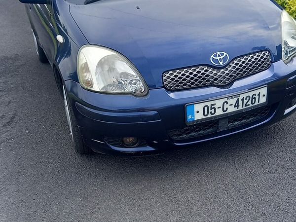 Toyota Yaris Hatchback, Petrol, 2005, Blue