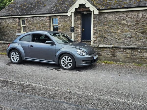 Volkswagen Beetle Hatchback, Petrol, 2015, Grey