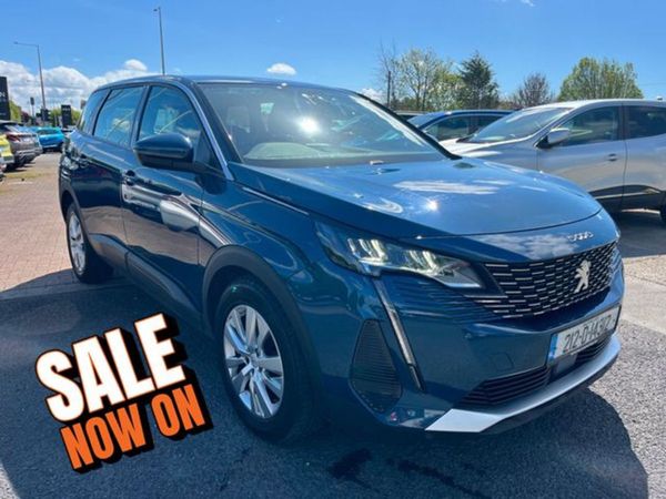 Peugeot 5008 MPV, Petrol, 2021, Blue