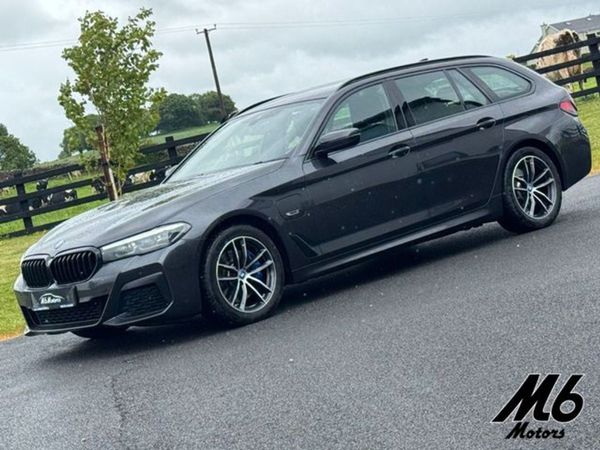 BMW 5-Series Estate, Hybrid, 2022, Grey