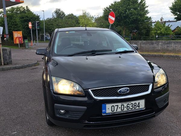 Ford Focus Hatchback, Petrol, 2007, Black