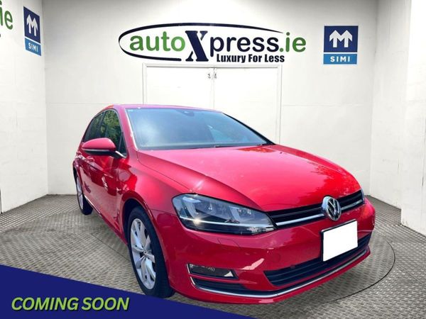 Volkswagen Golf Hatchback, Petrol, 2017, Red