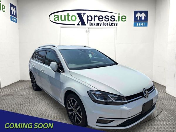 Volkswagen Golf Estate, Petrol, 2019, White