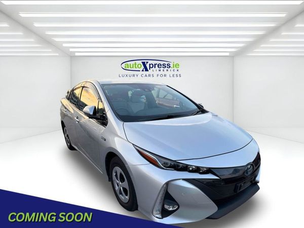 Toyota Prius Hatchback, Hybrid, 2019, Silver