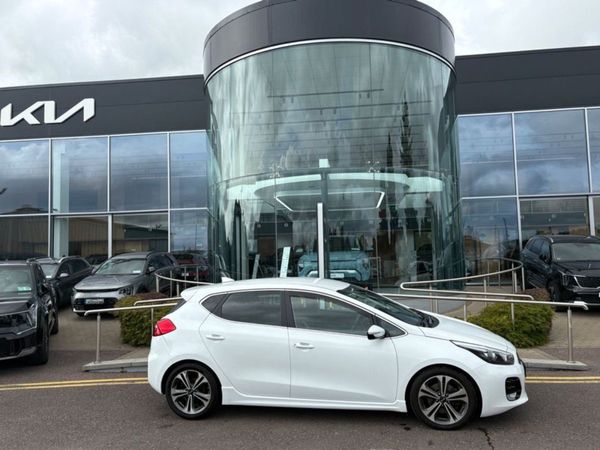 Kia Ceed Hatchback, Petrol, 2018, White