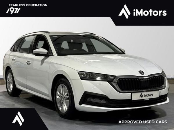 Skoda Octavia Estate, Petrol, 2021, White