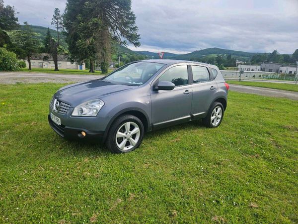 Nissan Qashqai Hatchback, Diesel, 2009, Grey