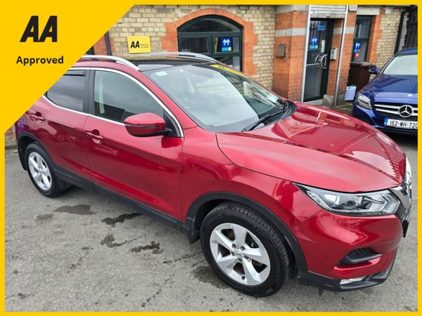 Nissan Qashqai MPV, Petrol, 2019, Red