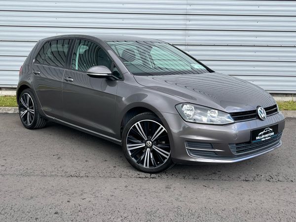 Volkswagen Golf Hatchback, Petrol, 2015, Grey