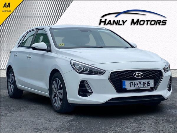 Hyundai i30 Hatchback, Petrol, 2017, White