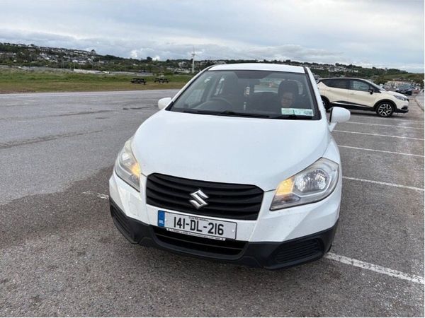 Suzuki SX4 S-Cross Hatchback, Petrol, 2014, White
